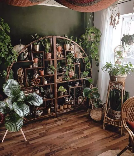 Wodden Plant Rack | Source: Pinterest