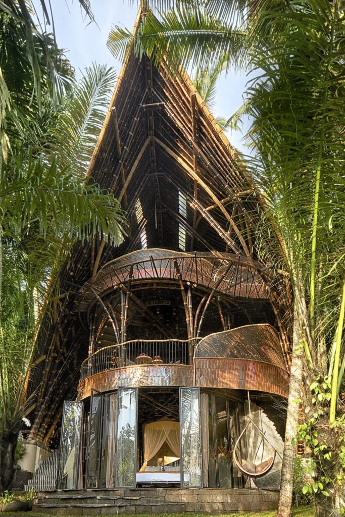 Eclipse House in Bali by Elora Hardy of IBUKU