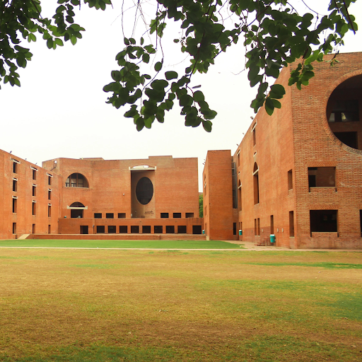 IIM Ahmedabad campus